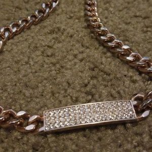 New in wrapping gold necklace